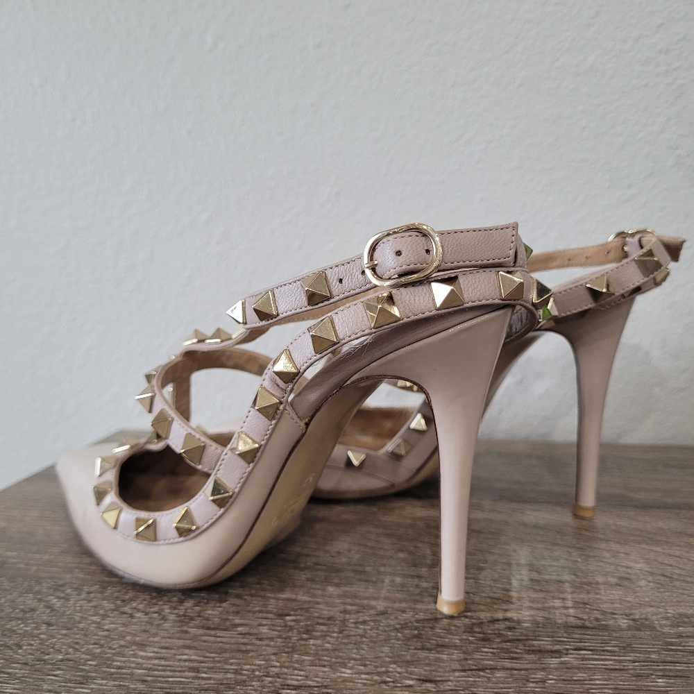 Valentino Garavani Rockstud Caged Pumps , Size 37 - Picture 4 of 11